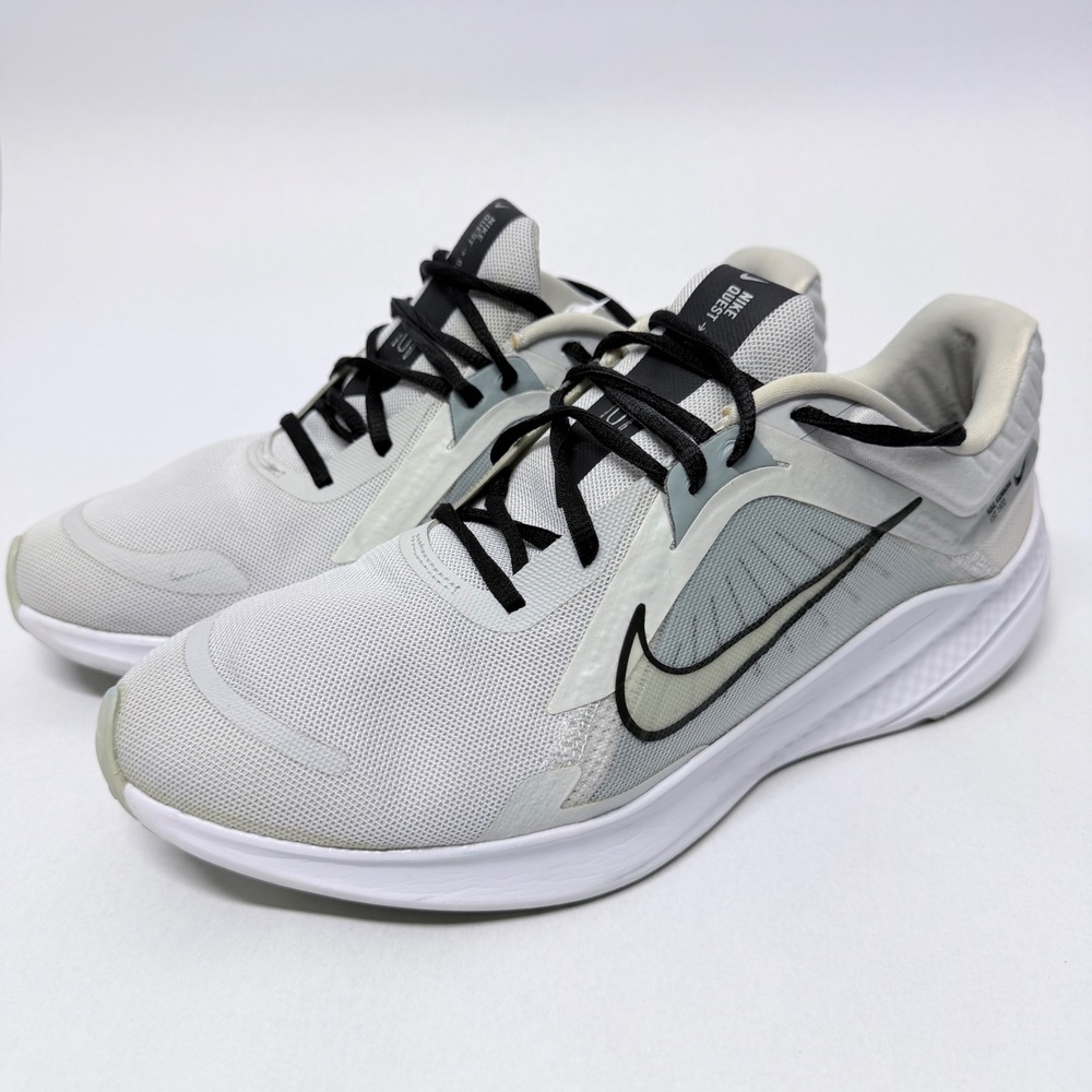 Nike Quest 5 Mens Running Shoes Light Grey White Black  Size 11